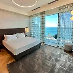 Aparthotel Maximilian Trieste