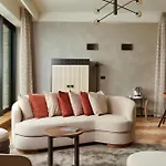 Maximilian Aparthotel