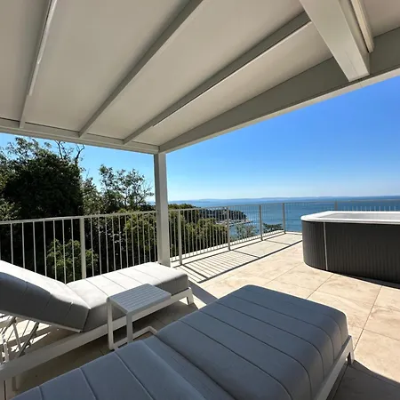 Maximilian מלון דירות טריאסטה