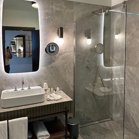 Aparthotel Maximilian 3*