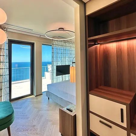 Maximilian 4* טריאסטה