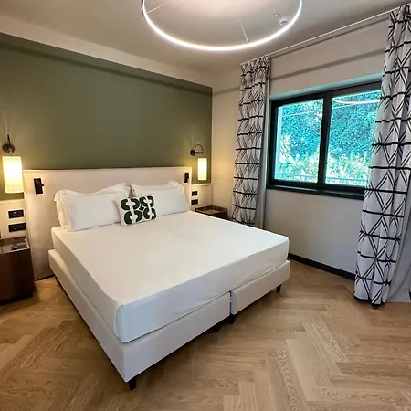 Maximilian טריאסטה