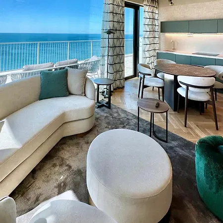 Maximilian 4* טריאסטה