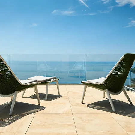 Maximilian Hotel apartamentowy 4*