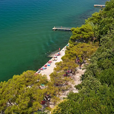 Maximilian 的里雅斯特