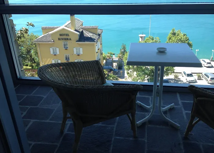 Maximilian Aparthotel 4*